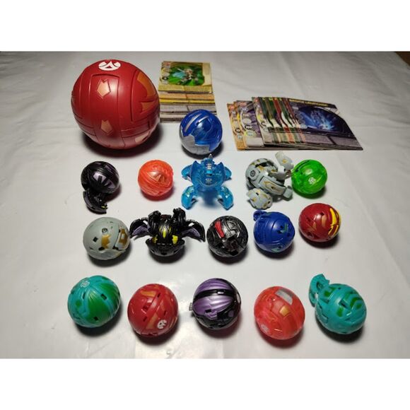 Lot of 18 Bakugan With Cards Large Red Bakugan & More - Picture 3 of 16